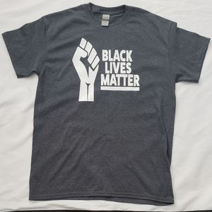 Black lives matter shirt